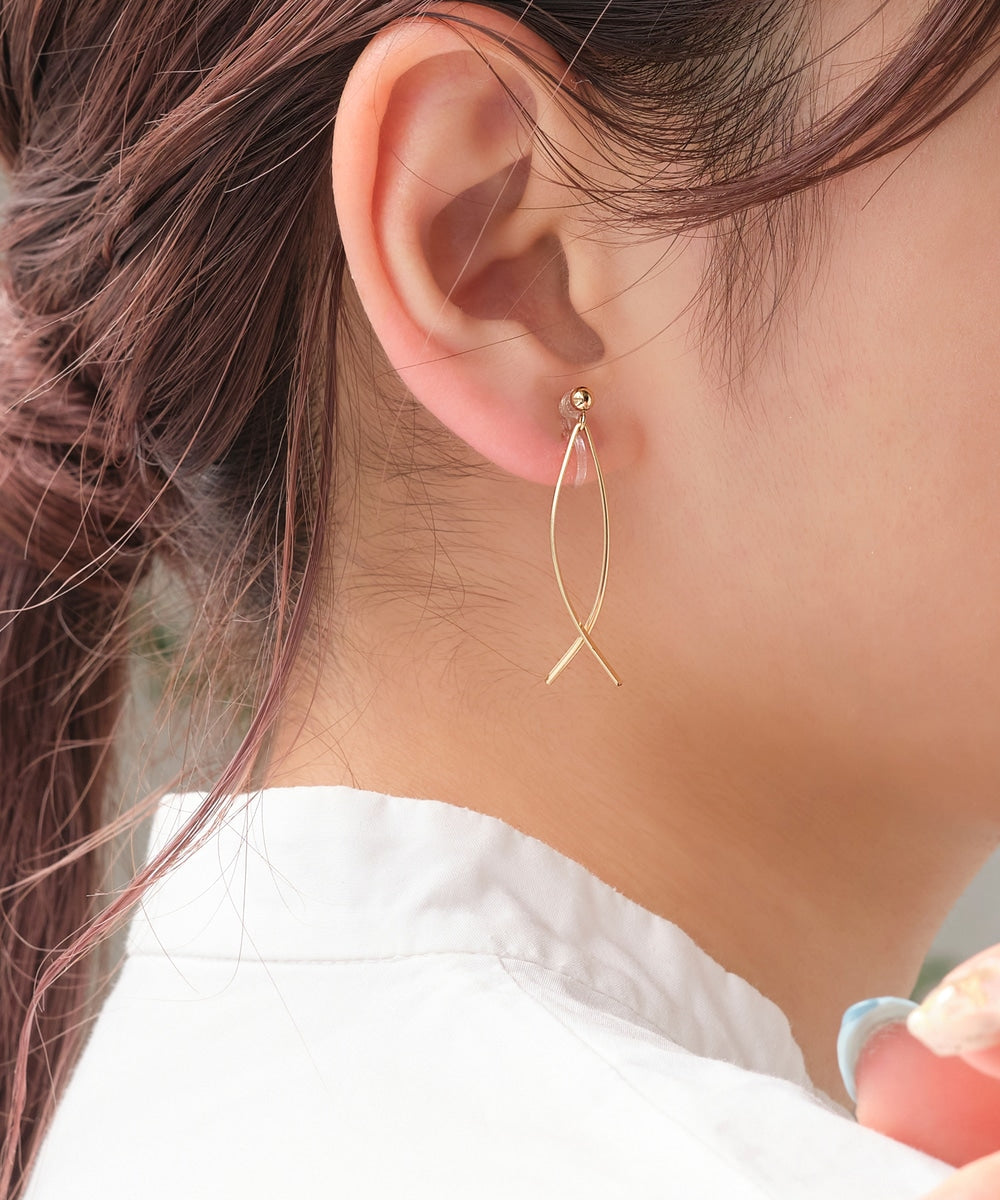 Phoebe/フィービィー】【K14GF】クロスラインスマートイヤリング