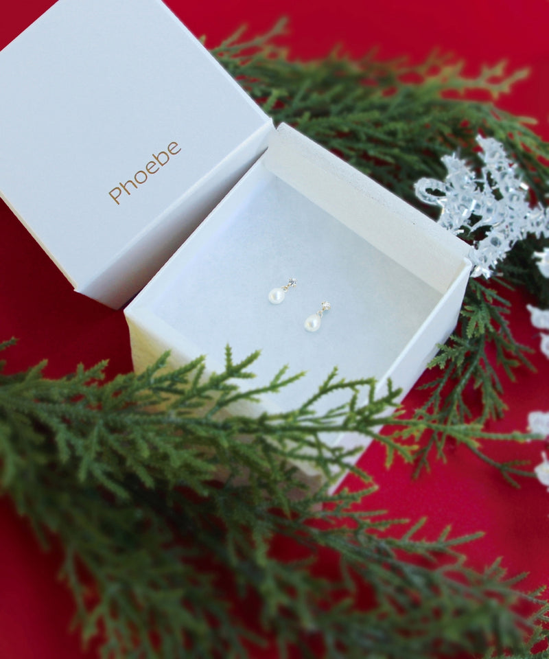 【K10】エリプスパールビジューピアス