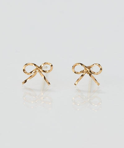 【K10】エレガントリボンピアス/BOXつき