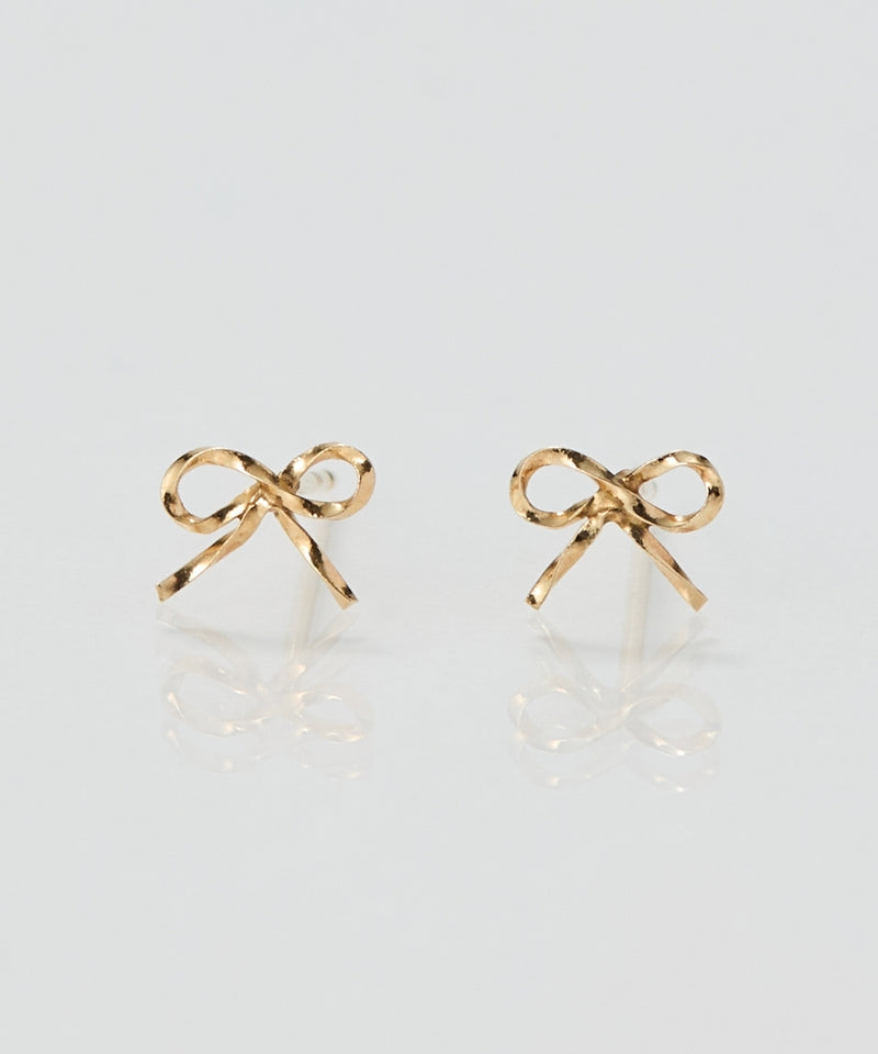 【K10】エレガントリボンピアス/BOXつき