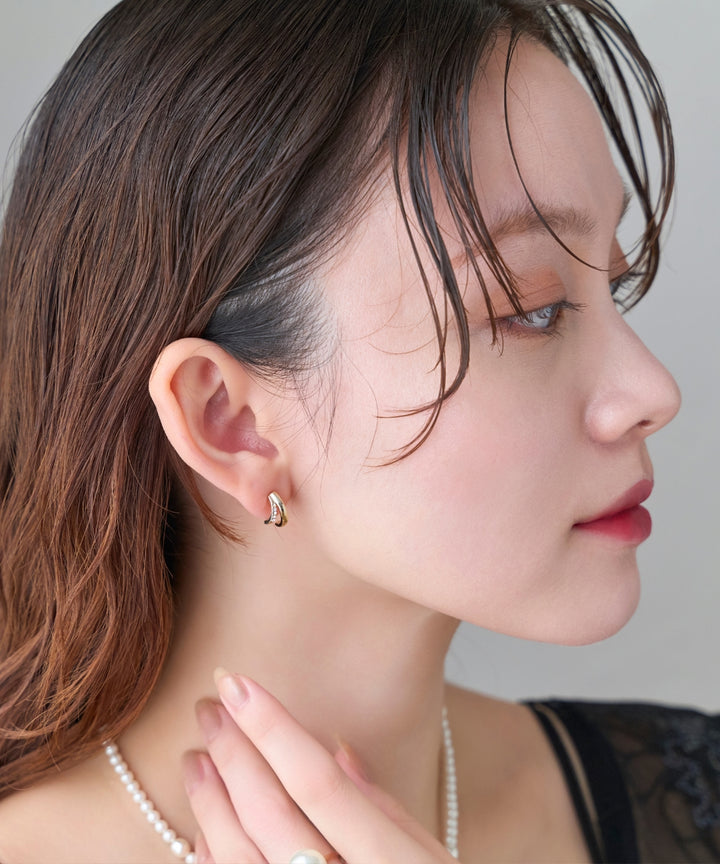 クリスタルカット片耳ピアス Phoebe/フィービィー】【金属アレルギー対応】【痛くない