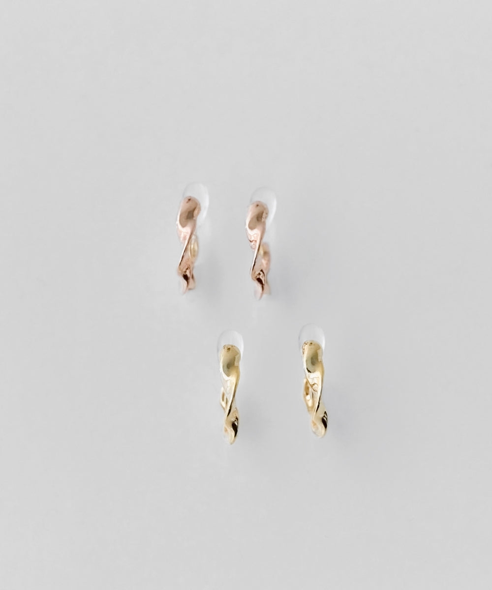 【金属アレルギー対応】【痛くないシリーズ】モーションメタルクリスタルループフィットイヤリング