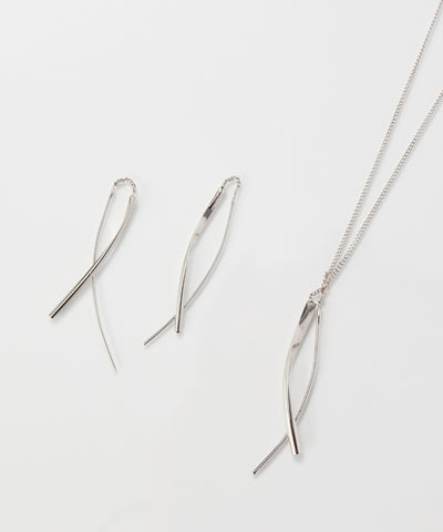 【金属アレルギー対応】ツインカーブYラインネックレス/全長:67～70cm/ニッケルフリー