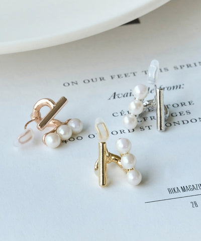 【痛くないシリーズ/金属アレルギー対応】ダブルデコレイトパールライトフィットイヤリング