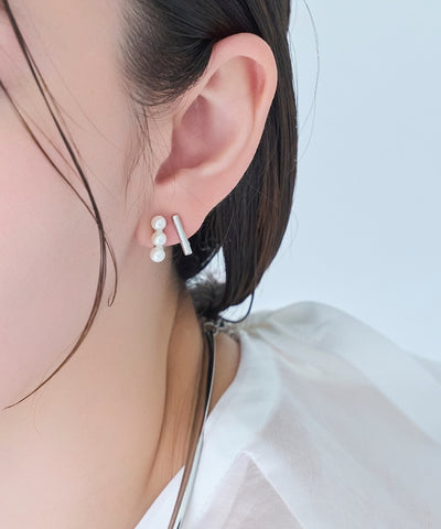 【痛くないシリーズ/金属アレルギー対応】ダブルデコレイトパールライトフィットイヤリング