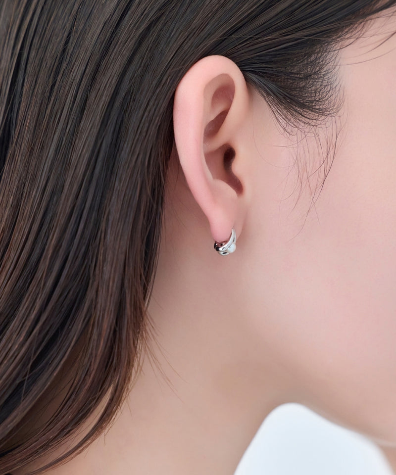 【痛くないシリーズ/金属アレルギー対応】ドロップパールライトフィットイヤリング