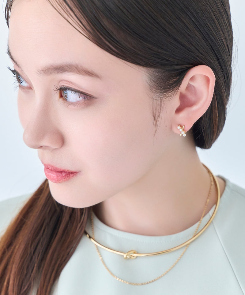 【痛くないシリーズ/金属アレルギー対応】パールクロスライトフィットイヤリング