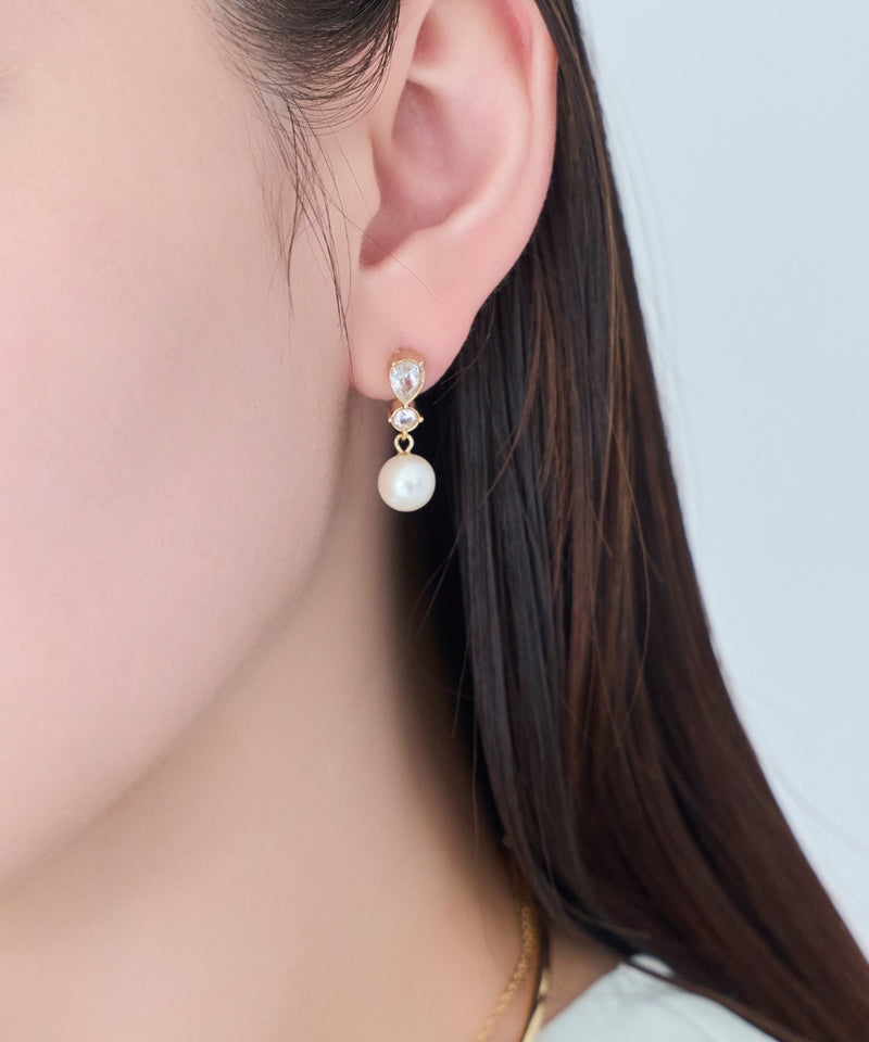 【痛くないシリーズ/金属アレルギー対応】ルナドロップパールライトフィットイヤリング