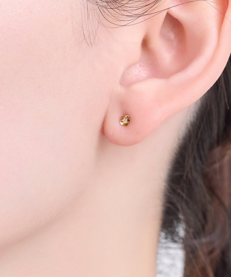 【金属アレルギー対応】プチフラワービジュースタッドピアス（片耳）