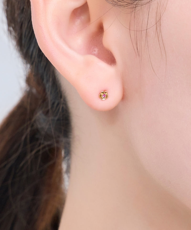 【金属アレルギー対応】プチフラワービジュースタッドピアス（片耳）