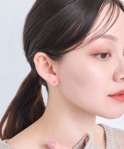 【金属アレルギー対応】プチフラワービジュースタッドピアス（片耳）