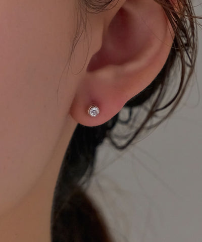 【金属アレルギー対応】ムーンライトビジューセラミックピアス（片耳）