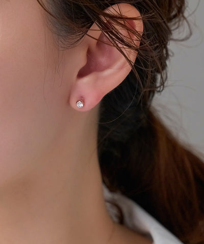 【金属アレルギー対応】ムーンライトビジューセラミックピアス（片耳）