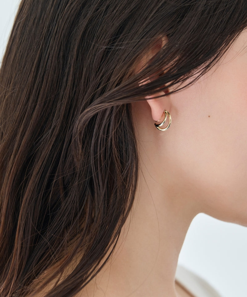 【痛くないシリーズ/金属アレルギー対応】ベーシックダブルハーフフープライトフィットイヤリング