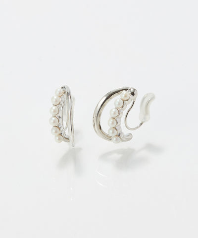 【痛くないシリーズ/金属アレルギー対応】プチパールダブルハーフフープライトフィットイヤリング