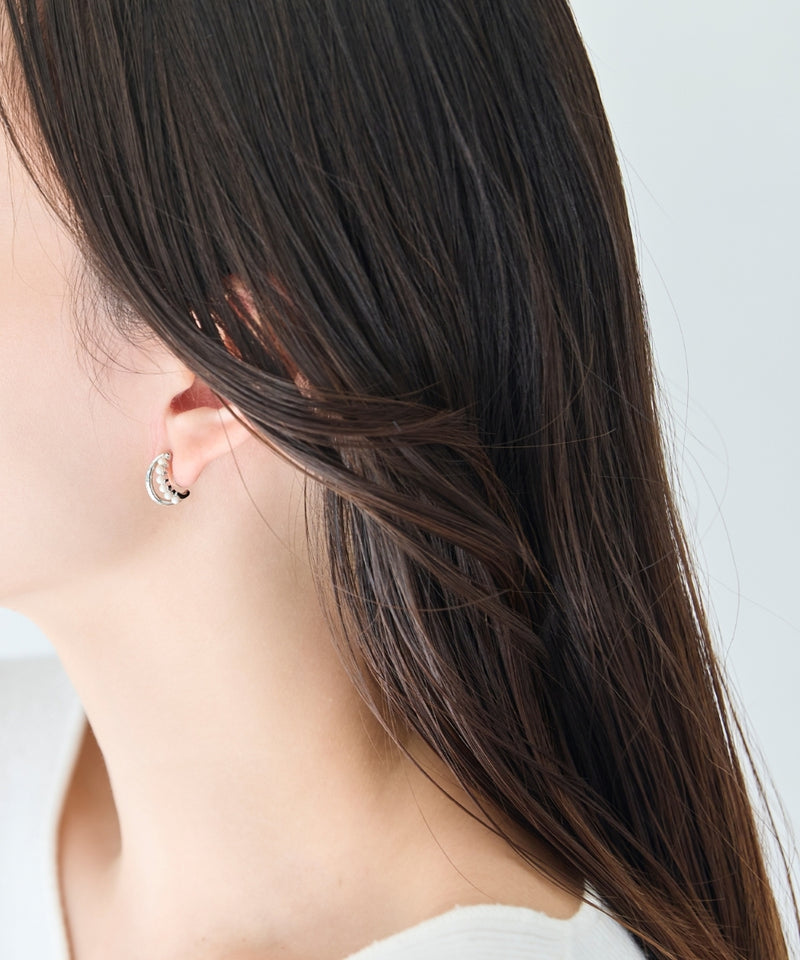 【痛くないシリーズ/金属アレルギー対応】プチパールダブルハーフフープライトフィットイヤリング