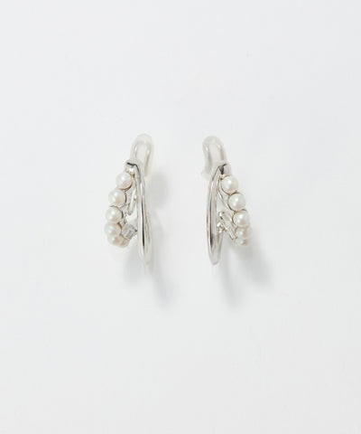 【痛くないシリーズ/金属アレルギー対応】プチパールダブルハーフフープライトフィットイヤリング