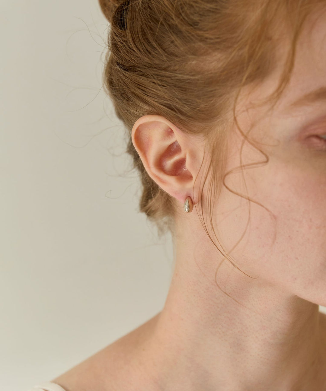 EARRING｜耳元がパッと華やぐ、Phoebeのイヤリングコレクション