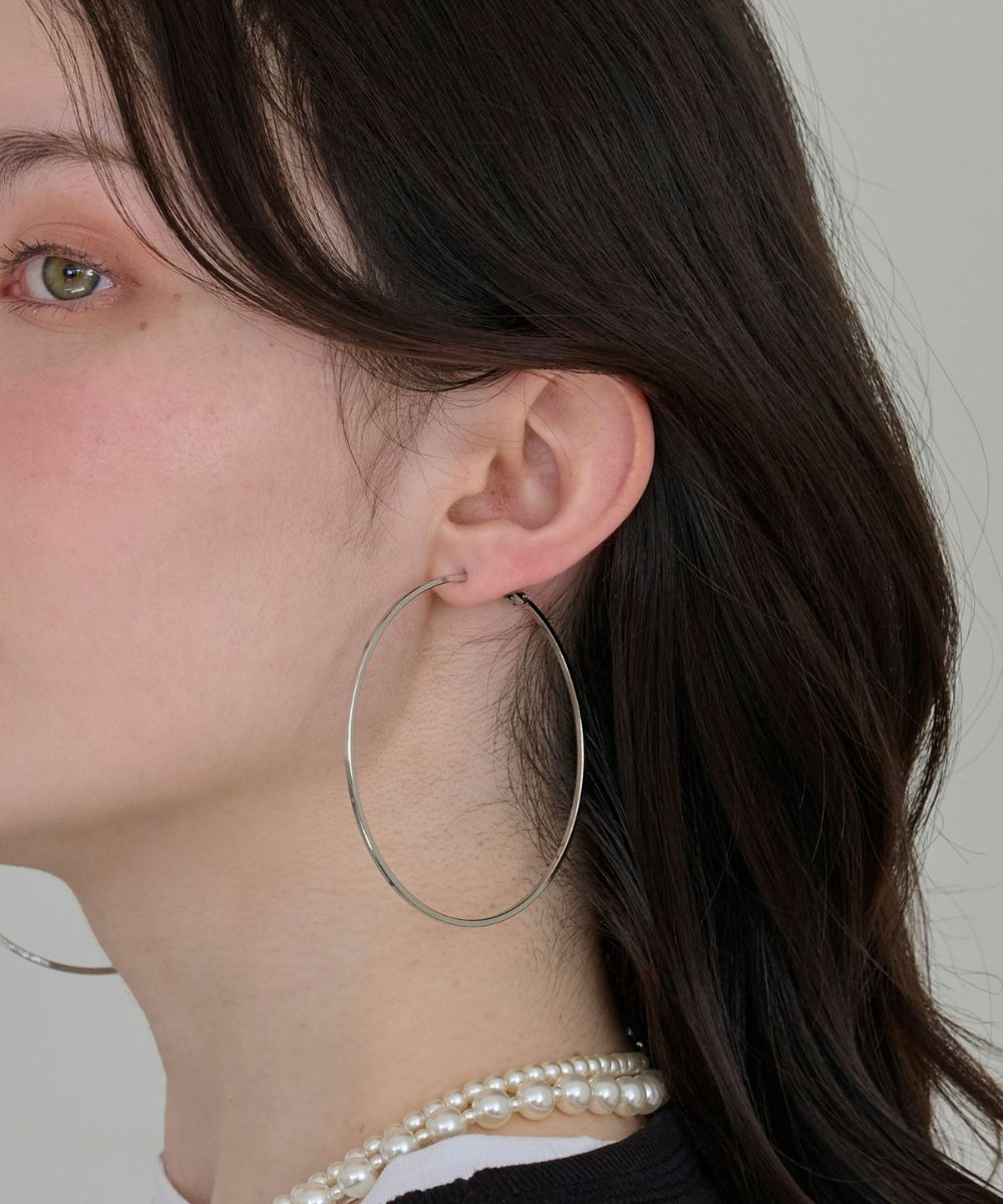 Phoebe/フィービィー】ビックサークルフープピアス – JEWEL ADDICT