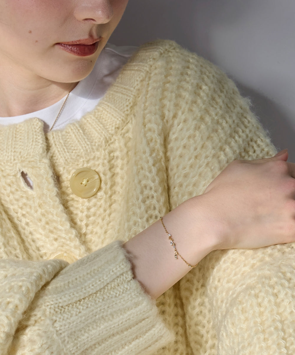 Phoebe/フィービィー】シャイニーティアリーフブレスレット – JEWEL ADDICT