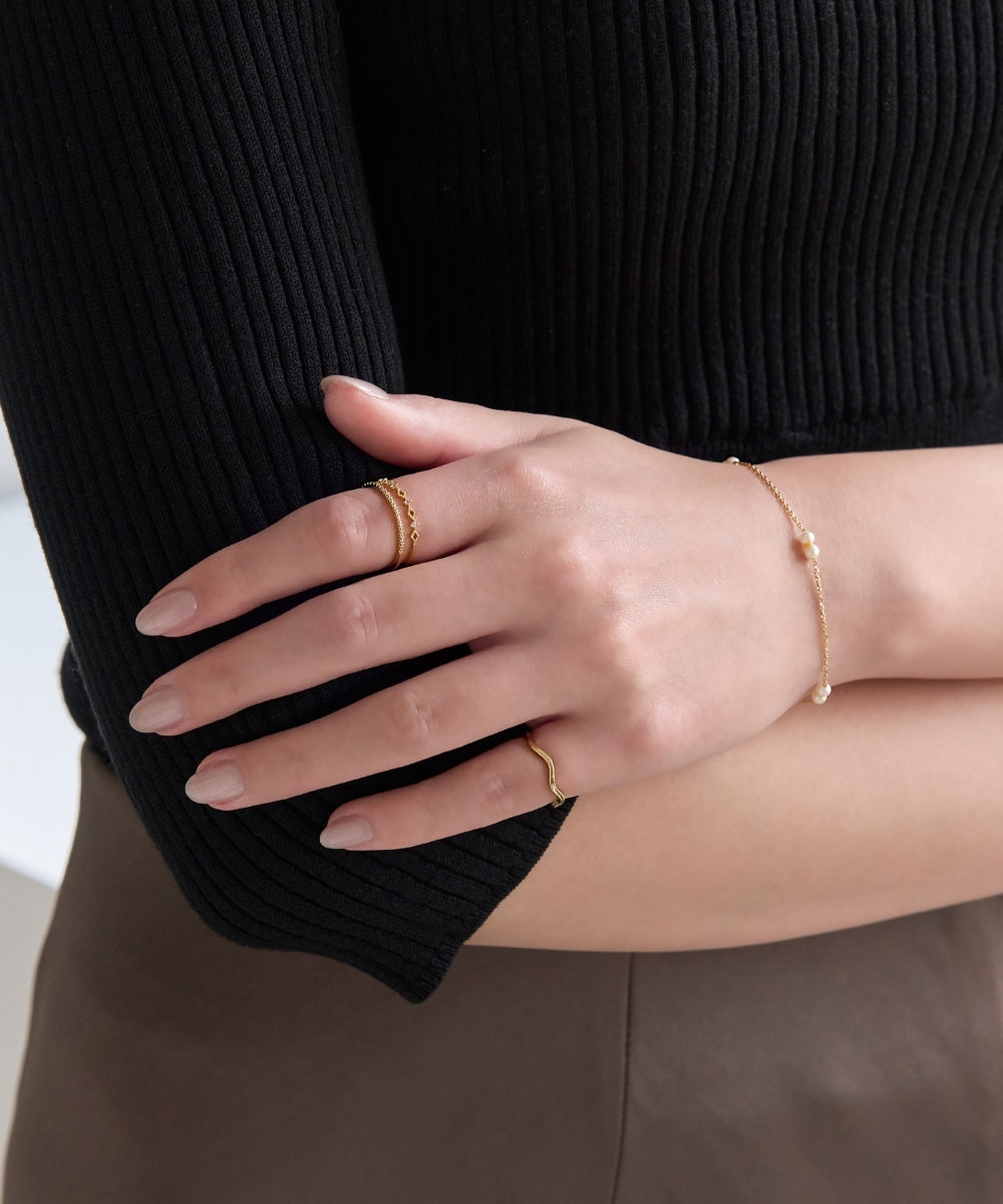 Phoebe/フィービィー】フェミニンプレイスドビジューセットリング