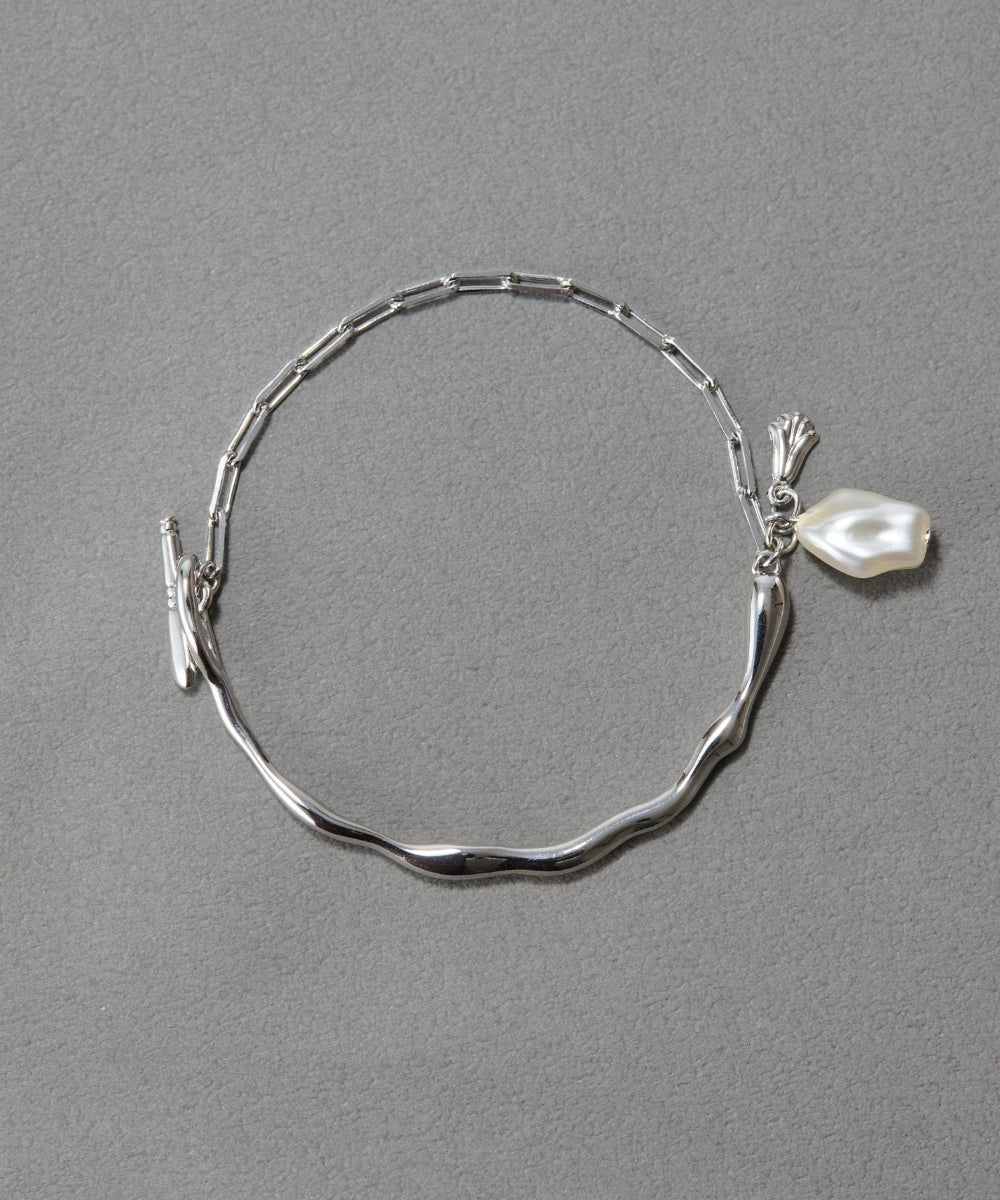 フロウラインメタルブレスレット