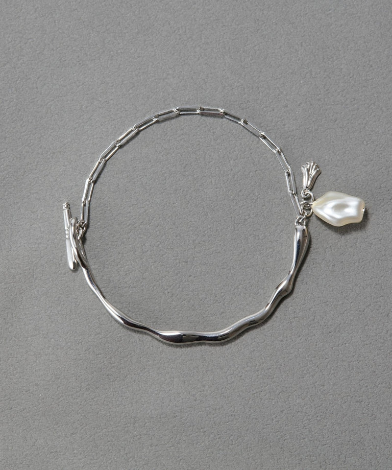 フロウラインメタルブレスレット