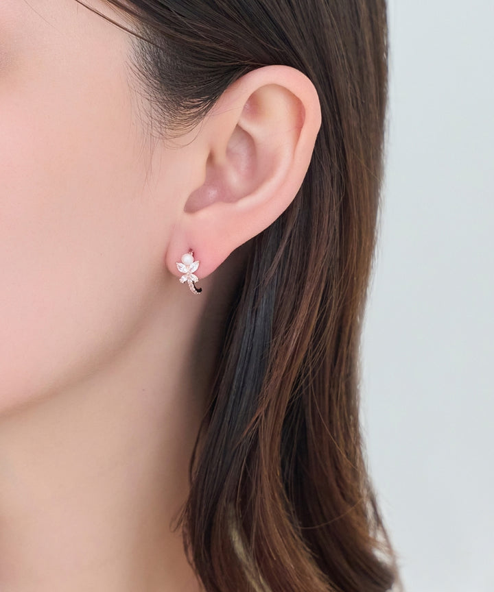 フィービー・ファイロPhoebe Philo ペブルスタッドピアス フィービー・ファイロPhoebe Philo ペブルスタッドピアス フィービー