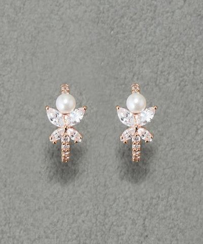 ロマンティックビジューバタフライフープピアス