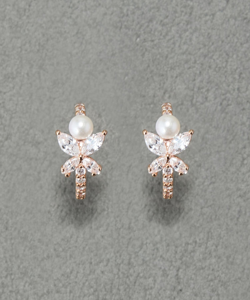 ロマンティックビジューバタフライフープピアス