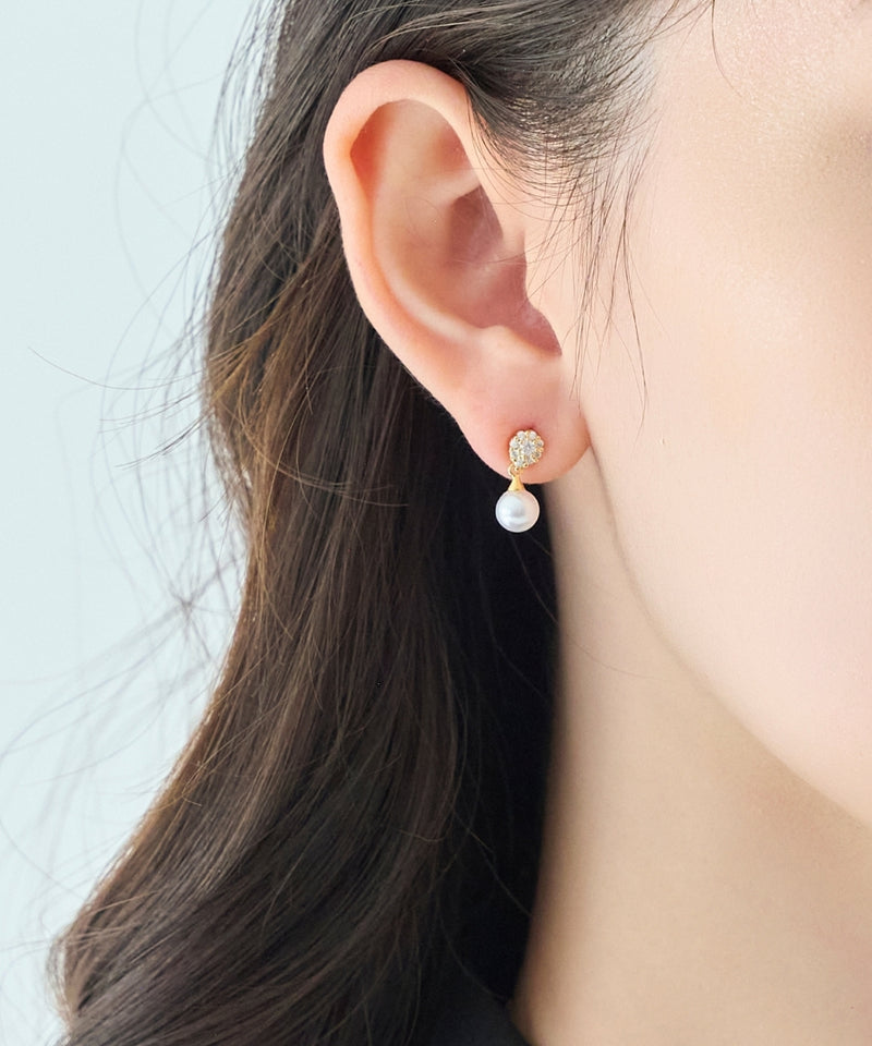 新品・未使用】フィン ピアス スモール フィン | Bottega Veneta® JP