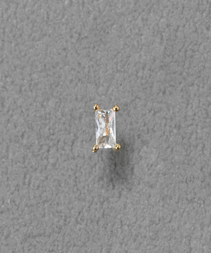 シャインフレームレクタングルピアス（片耳）