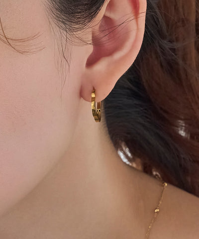 【金属アレルギー対応】フラワーワンタッチフープピアス/サージカルステンレス（片耳）