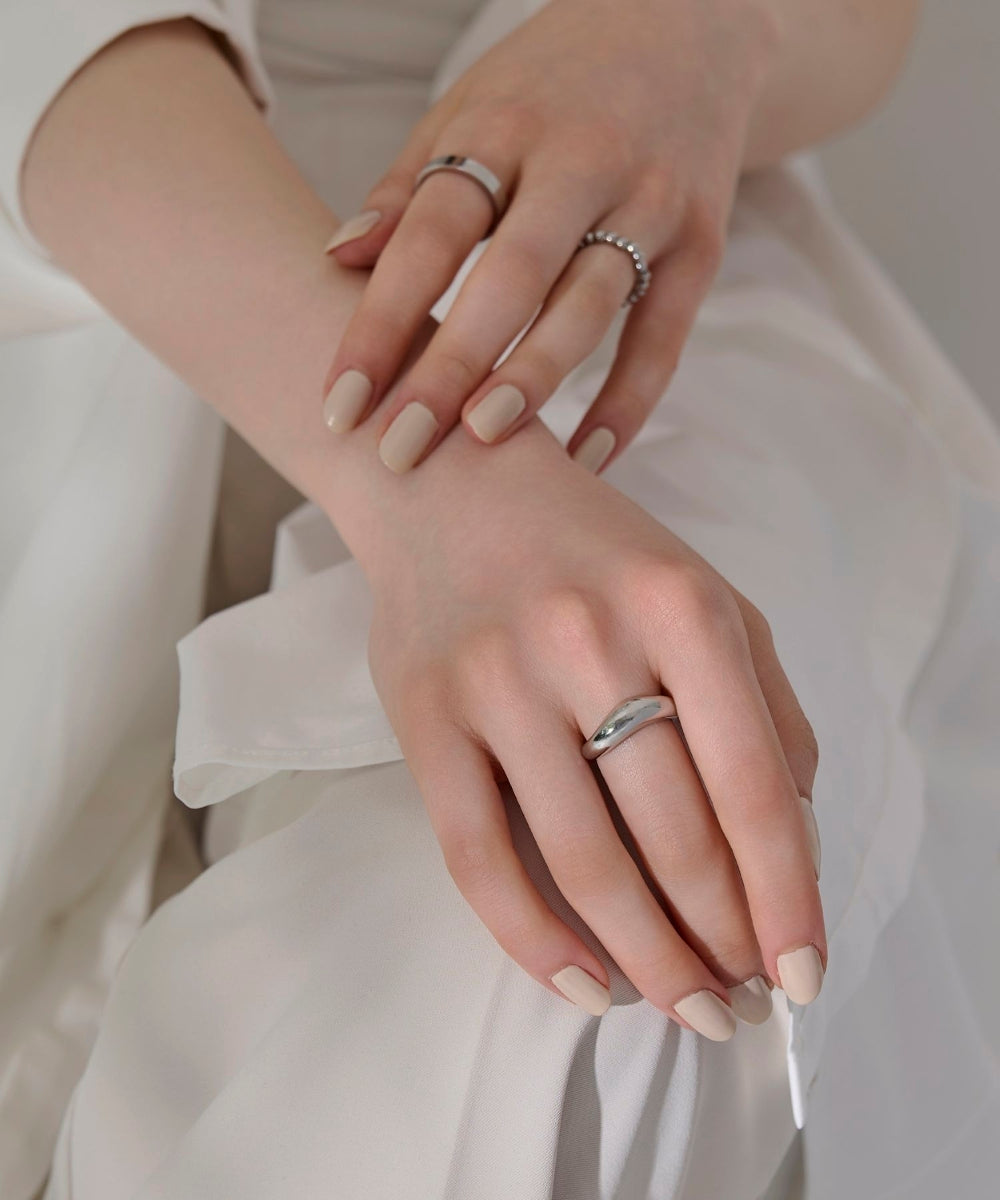 RING｜手元に差がつく、Phoebeのリングコレクション – JEWEL ADDICT