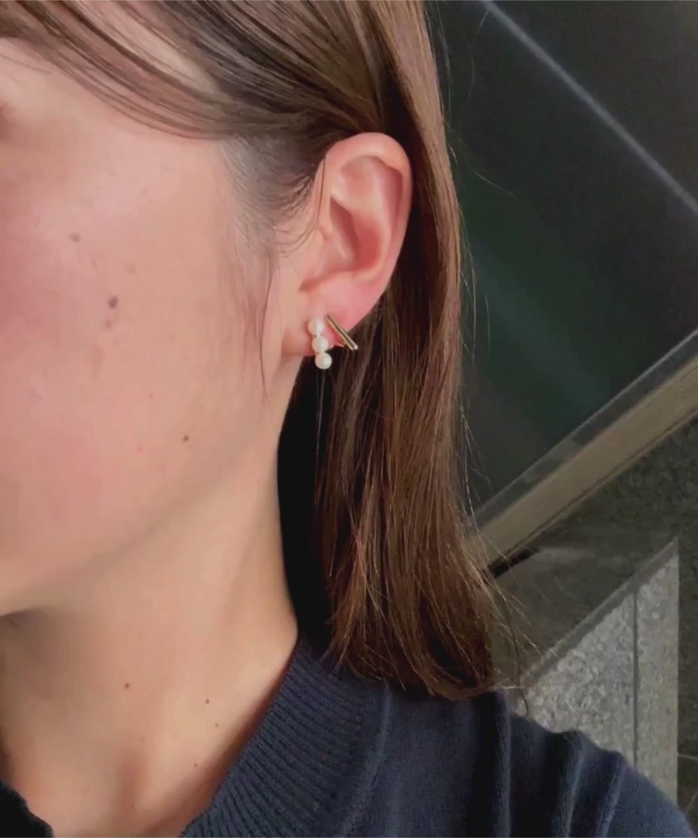 【痛くないシリーズ】ダブルデコレイトパールライトフィットイヤリング