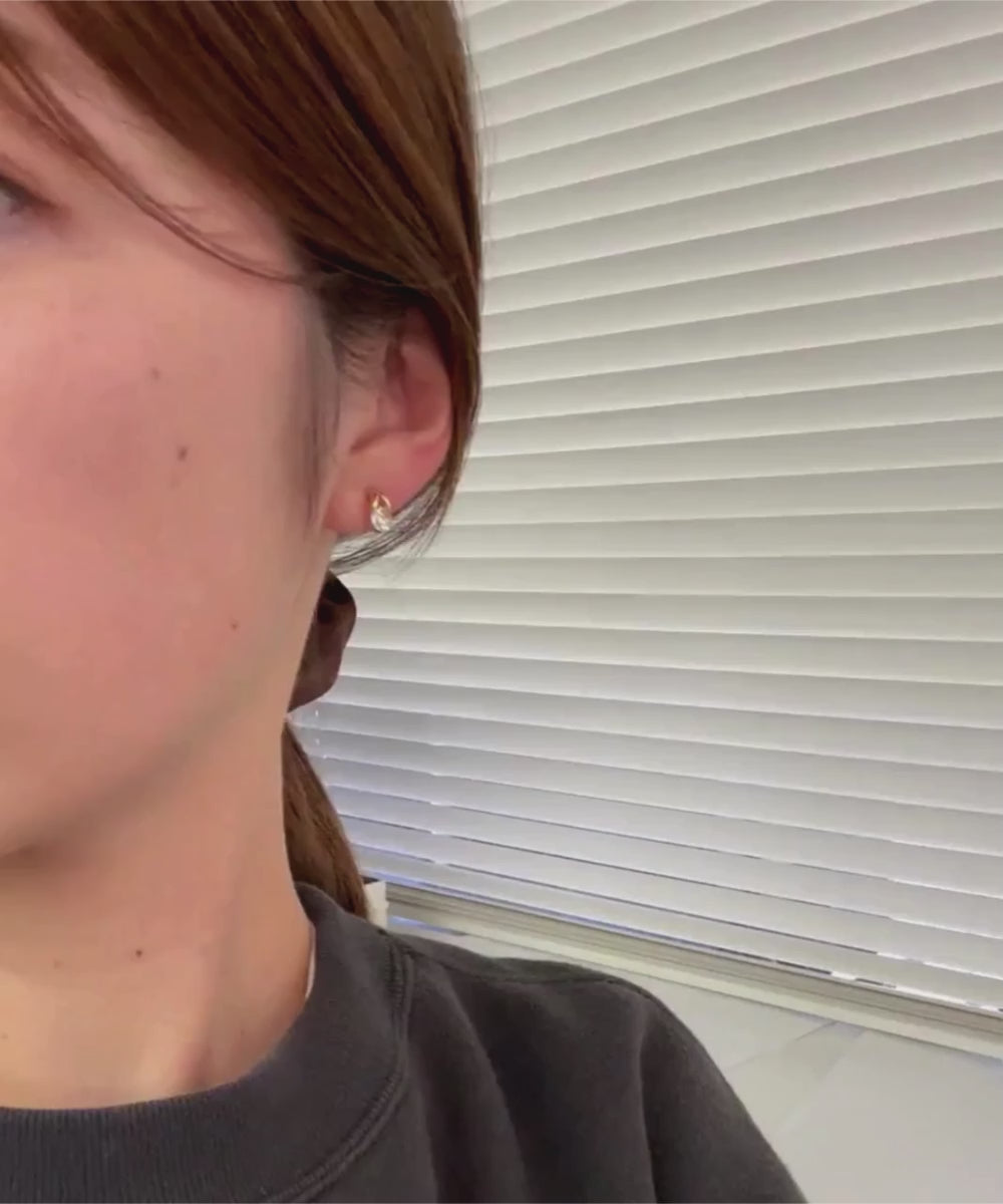 【金属アレルギー対応】【痛くないシリーズ】ルーセントビジューライトフィットイヤリング