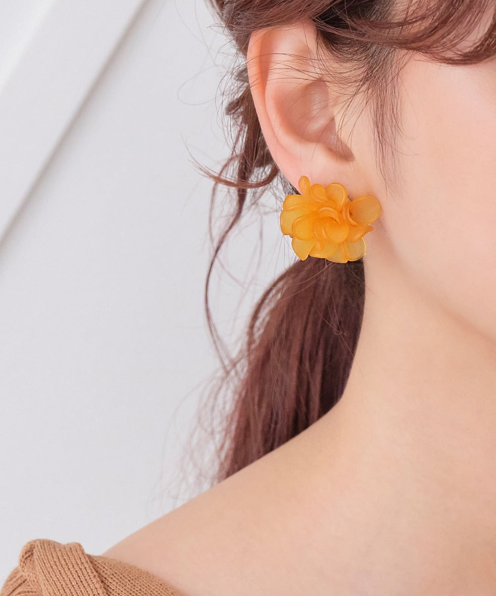 Phoebe/フィービィー】マーガレットフラワーカラーピアス – JEWEL ADDICT